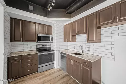 Kitchen - 4750 N Central Ave #3A, Phoenix, AZ 85012 photo 1 of 4