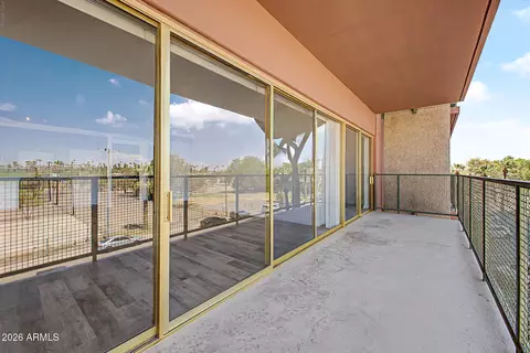 Exterior - 4750 N Central Ave #3A, Phoenix, AZ 85012 photo 3 of 4