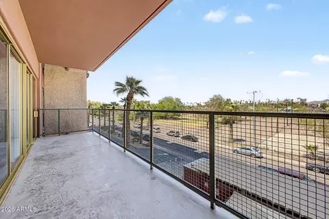 Exterior - 4750 N Central Ave #3A, Phoenix, AZ 85012 photo 2 of 4