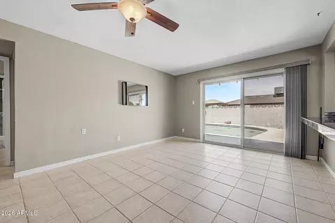 Living - 1304 E Dunbar Dr, Tempe, AZ 85282 photo 2 of 4
