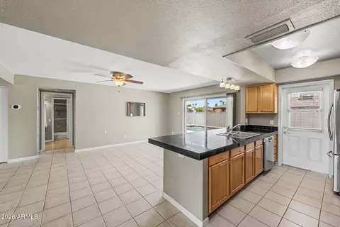 Other - 1304 E Dunbar Dr, Tempe, AZ 85282 photo 1 of 5