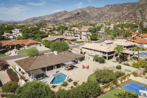 View/Area - 11645 S Tusayan Ct, Phoenix, AZ 85044 photo 2 of 6