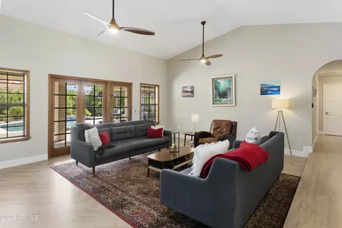Living - 11645 S Tusayan Ct, Phoenix, AZ 85044 photo 4 of 4