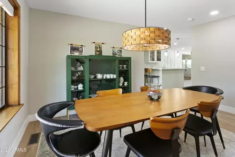 Dining - 11645 S Tusayan Ct, Phoenix, AZ 85044 photo 2 of 2