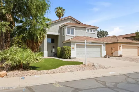 Exterior - 3032 E Millbrae Ln, Gilbert, AZ 85234 photo 3 of 11