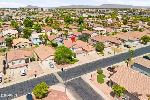 View/Area - 3032 E Millbrae Ln, Gilbert, AZ 85234 photo 3 of 7