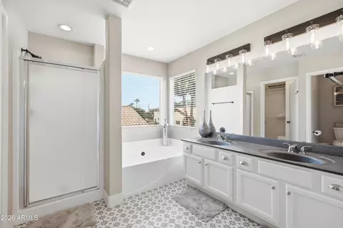 Bath - 3032 E Millbrae Ln, Gilbert, AZ 85234 photo 1 of 5