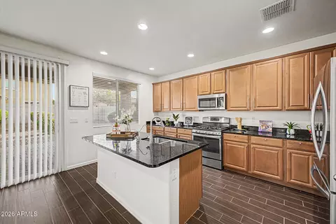 Kitchen - 879 E Aberdeen Dr, Gilbert, AZ 85298 photo 5 of 5