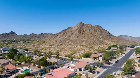 View/Area - 2324 E Cortez St, Phoenix, AZ 85028 photo 3 of 3