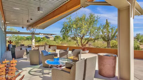 View/Area - 3807 E Quail Ave, Phoenix, AZ 85050 photo 6 of 6