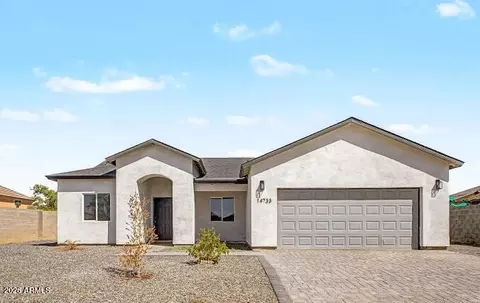 14733 S Diablo Rd, Arizona City, AZ 85123