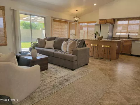 Living - 1138 N Pheasant Dr, Gilbert, AZ 85234 photo 2 of 3