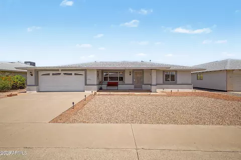 9916 W Shiprock Dr, Sun City, AZ 85351