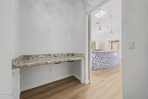 Entry Way - 1401 E Malapai Dr, Phoenix, AZ 85020 photo 3 of 3
