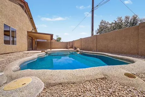 Exterior - 1401 E Malapai Dr, Phoenix, AZ 85020 photo 3 of 3