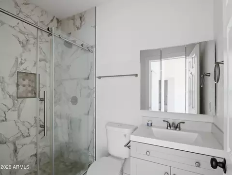 Bath - 1306 E Purdue Ave, Phoenix, AZ 85020 photo 2 of 2