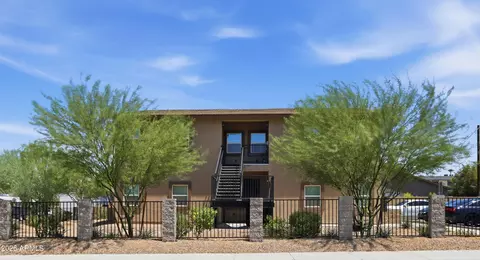 Exterior - 1306 E Purdue Ave, Phoenix, AZ 85020 photo 2 of 4