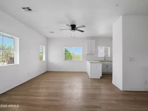 Living - 1306 E Purdue Ave, Phoenix, AZ 85020 photo 2 of 3