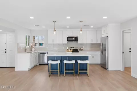Kitchen - 3541 W Dailey St, Phoenix, AZ 85053 photo 1 of 7