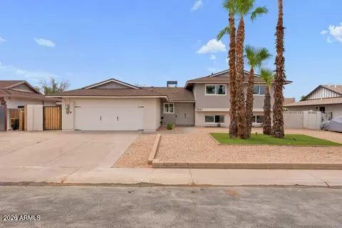 Exterior - 3541 W Dailey St, Phoenix, AZ 85053 photo 3 of 13