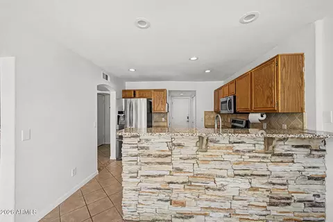 Kitchen - 3301 E Marconi Ave, Phoenix, AZ 85032 photo 1 of 4