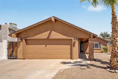 2150 W Isthmus Loop, Mesa, AZ 85202