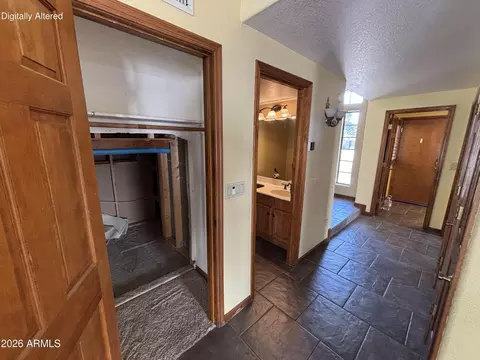 Entry Way - 2265 E Huron Ct, Gilbert, AZ 85234 photo 2 of 4