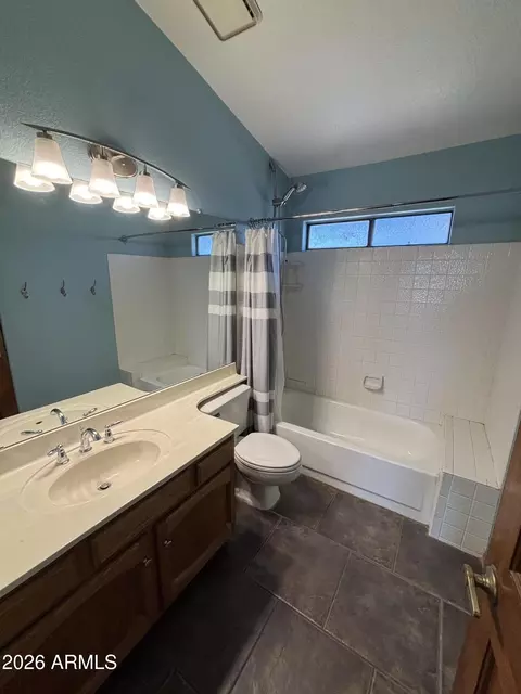 Bath - 2265 E Huron Ct, Gilbert, AZ 85234 photo 5 of 5
