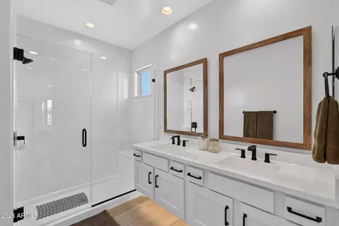 Bath - 3530 E Riverdale St, Mesa, AZ 85213 photo 3 of 3