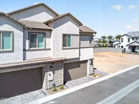 Exterior - 3530 E Riverdale St, Mesa, AZ 85213 photo 5 of 8