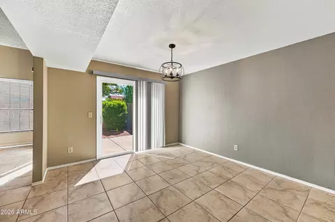 Dining - 4207 E Jojoba Rd, Phoenix, AZ 85044 photo 1 of 3