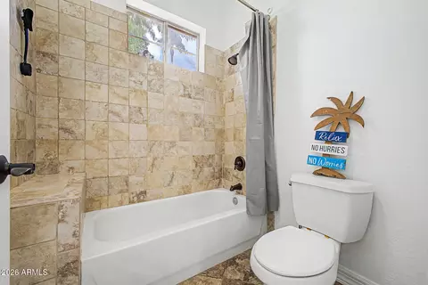 Bath - 2675 E Bartlett Pl, Chandler, AZ 85249 photo 6 of 7