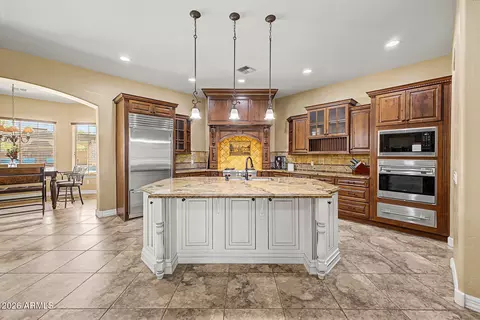 Kitchen - 2675 E Bartlett Pl, Chandler, AZ 85249 photo 2 of 4