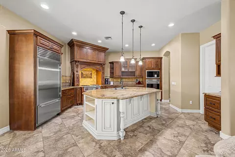 Kitchen - 2675 E Bartlett Pl, Chandler, AZ 85249 photo 3 of 4