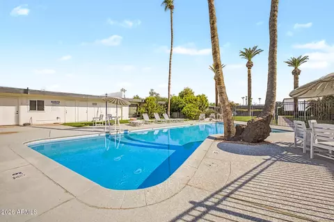 Exterior - 3270 E Camelback Rd #114, Phoenix, AZ 85018 photo 4 of 5