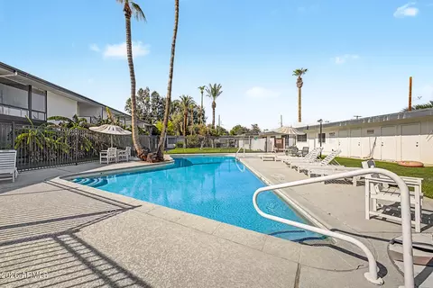 Exterior - 3270 E Camelback Rd #114, Phoenix, AZ 85018 photo 3 of 5