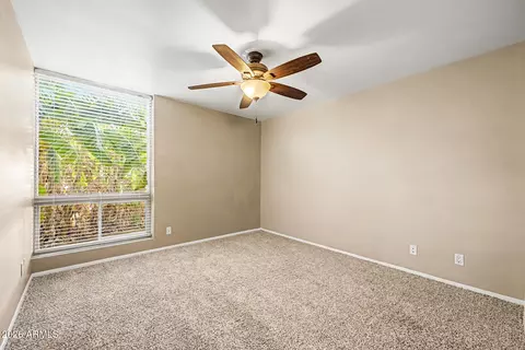 Bedroom - 3270 E Camelback Rd #114, Phoenix, AZ 85018 photo 2 of 3