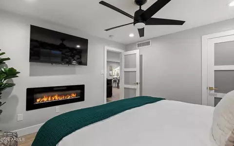 Bedroom - 3539 E Montecito Ave, Phoenix, AZ 85018 photo 4 of 4