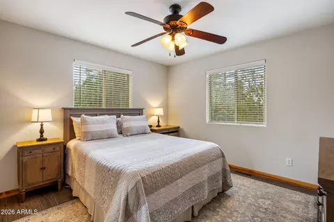 Bedroom - 3111 Cedar Dr, Overgaard, AZ 85933 photo 1 of 2
