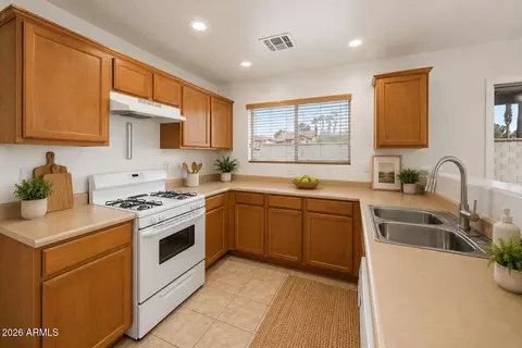 Kitchen - 1179 E Lowell Ave, Gilbert, AZ 85295 photo 1 of 4