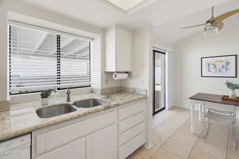 Kitchen - 3302 E Wescott Dr, Phoenix, AZ 85050 photo 1 of 2