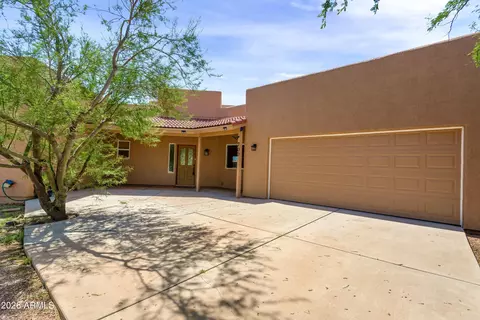 700 E Valley View Trl, Huachuca City, AZ 85616