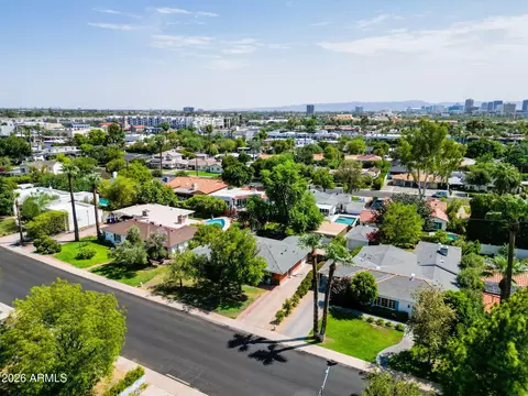 View/Area - 345 E Orange Dr, Phoenix, AZ 85012 photo 1 of 4
