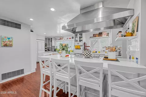 Kitchen - 345 E Orange Dr, Phoenix, AZ 85012 photo 3 of 6