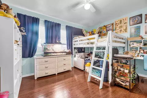 Bedroom - 345 E Orange Dr, Phoenix, AZ 85012 photo 3 of 4