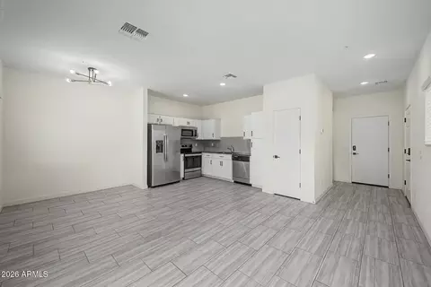 Living - 2280 W Harmont Dr, Phoenix, AZ 85021 photo 2 of 3