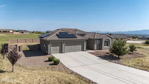 6647 E Big Spur Cir, Hereford, AZ 85615