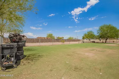Exterior - 21616 W Lone Mountain Rd, Wittmann, AZ 85361 photo 6 of 8