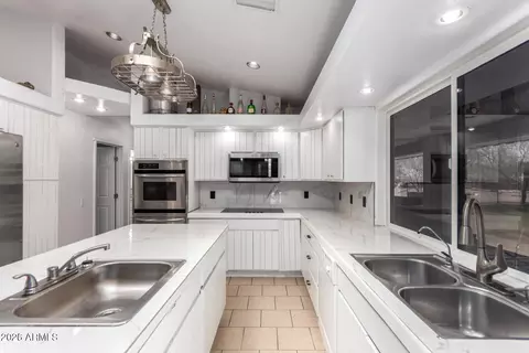 Kitchen - 21616 W Lone Mountain Rd, Wittmann, AZ 85361 photo 5 of 5