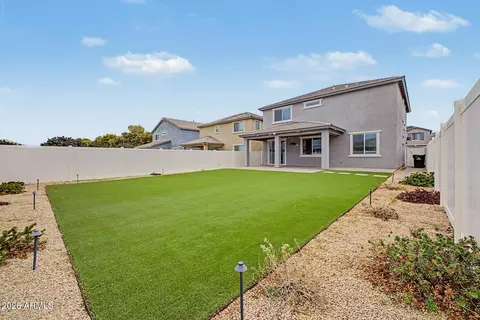 Exterior - 2436 E Saint Catherine Ave, Phoenix, AZ 85042 photo 10 of 12